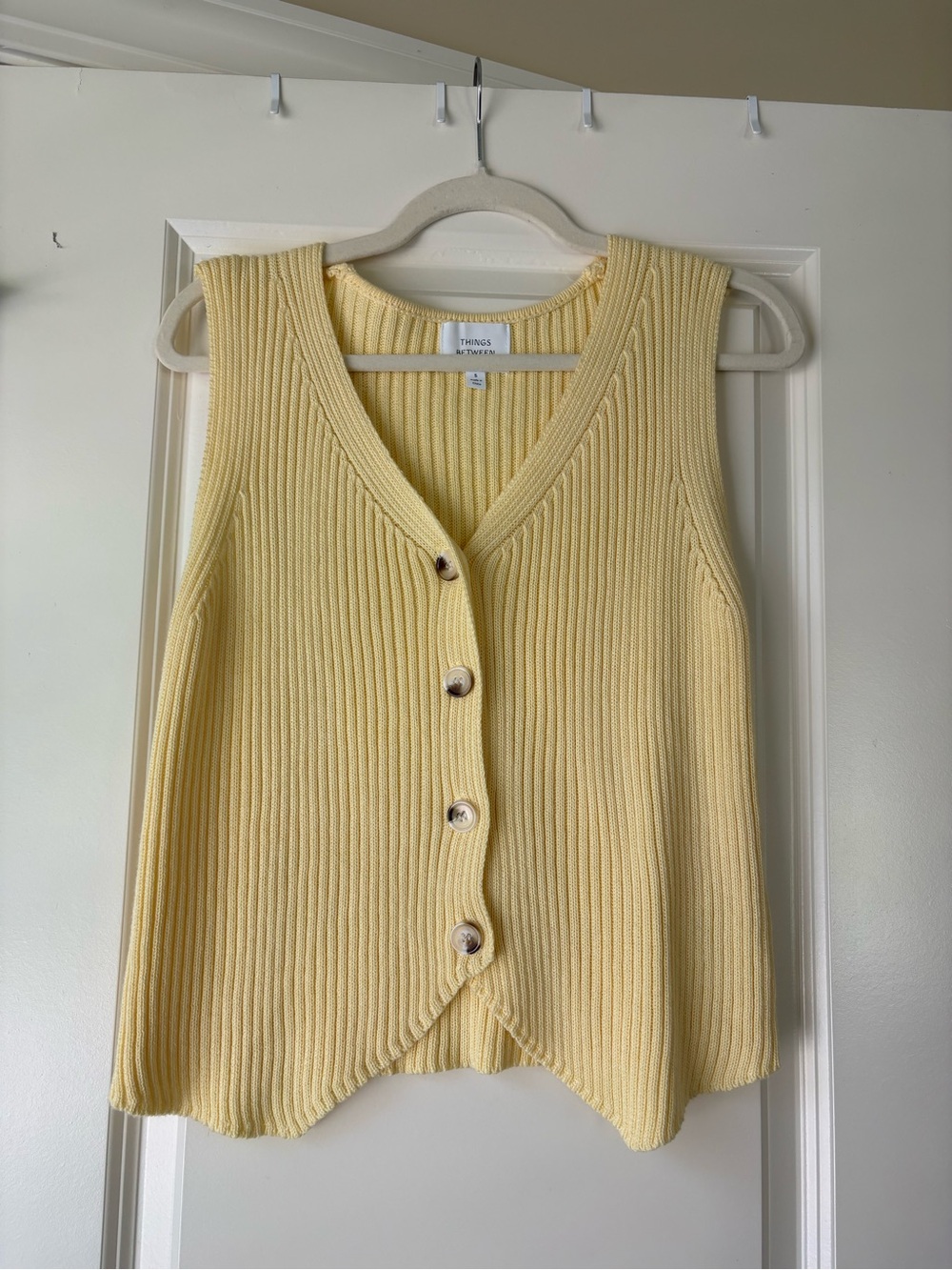 Things Remembered Women's Yellow Ribbed Button Front Sweater Vest